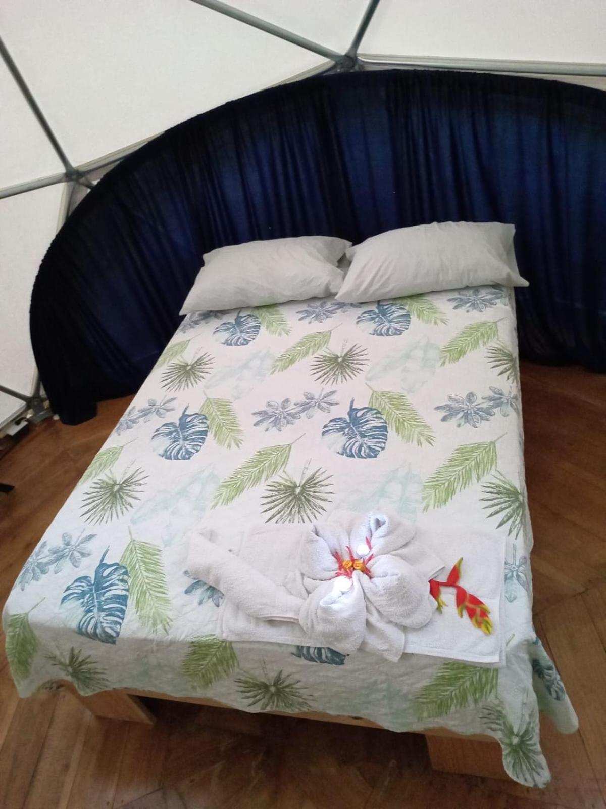 Ferienwohnung Glamping Naioth Guápiles Exterior foto